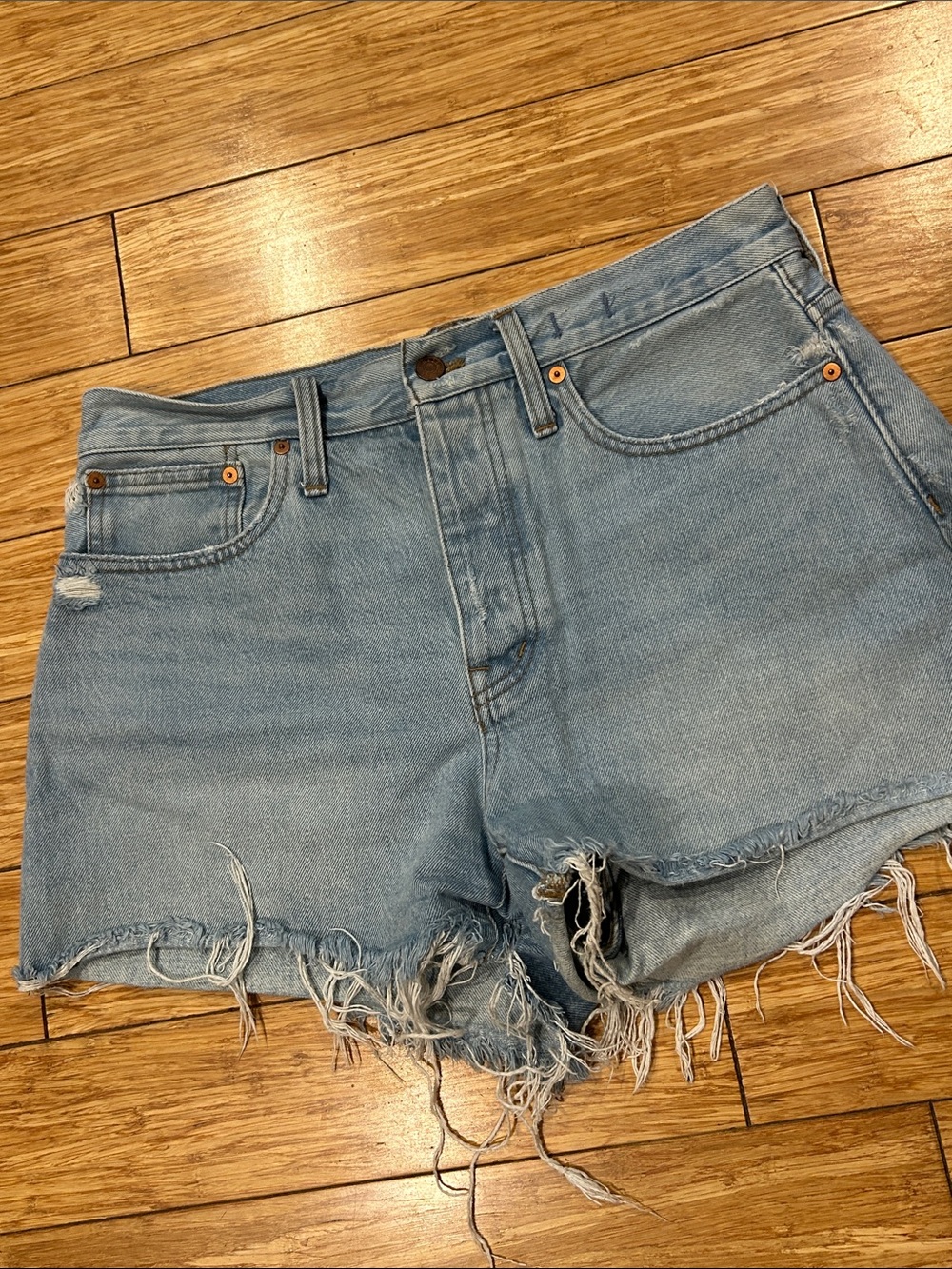 Madewell Light Blue Curve Relaxed Distressed Denim Cutoff Shorts 26
